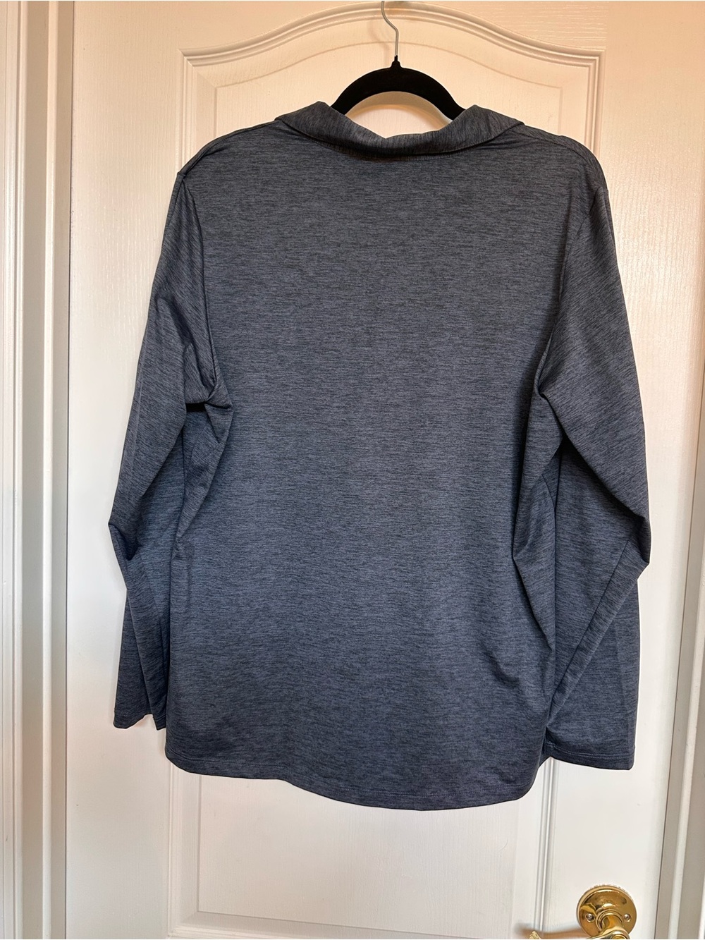 Lady Hagen Heathered Blue-Gray V-Neck Pullover Top - Picture 2 of 3